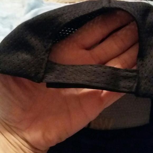 hat - Picture 2 of 2